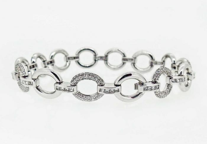 Bracelet Barrette En Or Blanc 18 Carats Et Diamant...