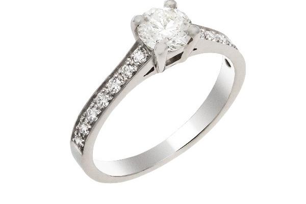 Bague  de fiançaille solitaire diamants