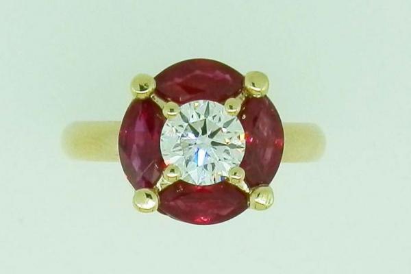 Bague ronde rubis et diamant