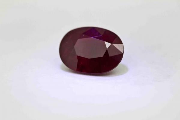 RUBIS 2.13 carats de BIRMANIE certifié CGL