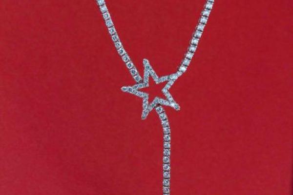 Collier étoile filante en diamants