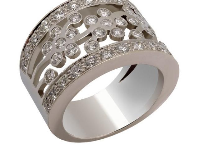 bague diamants or-gemmes