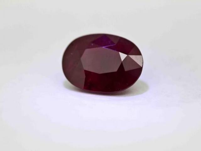 RUBIS 2.13 carats de BIRMANIE certifié CGL