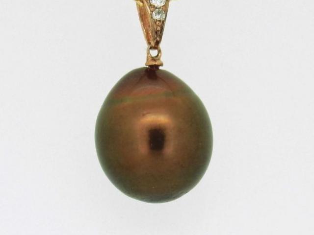 pendentif perle brune