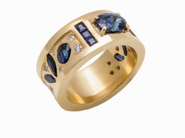 Bague or jaune 18 carats saphirs et diamants